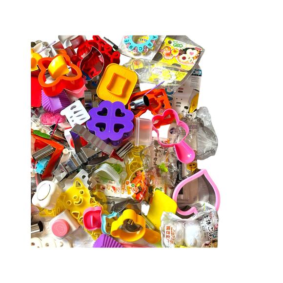 Sandwich Cutter and Cookie Cutter lot to make Fun Lunches Kids Crafts - Picture 5 of 5